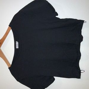 Women’s/girls black t-shirt crop top/mid drift